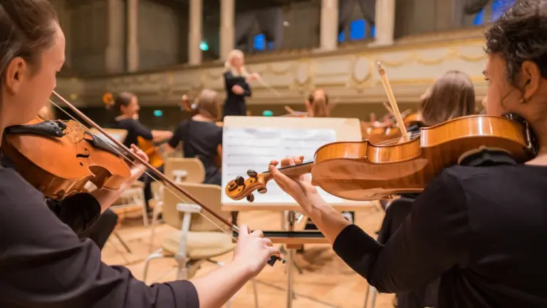 „Muzikiniai tiltai“ Kaune: nemokamas orkestrų koncertas