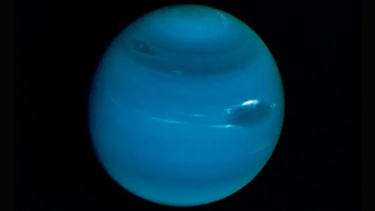 Rugpjūčio 25-oji: prieš 37 metus „Voyager 2“ praskriejo pro Neptūną