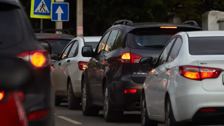Sekmadienio eismas: kaip išvengti vėlavimų kelyje šiandien